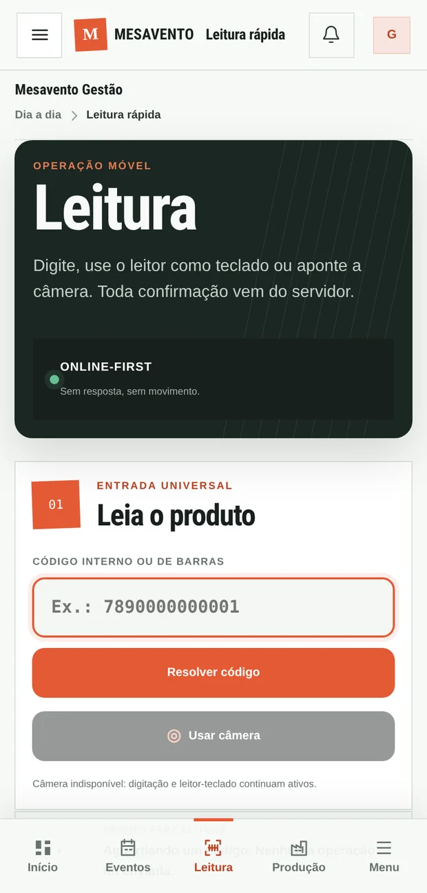 Tela de leitura: digite o código de barras, use o leitor ou a câmera do celular.